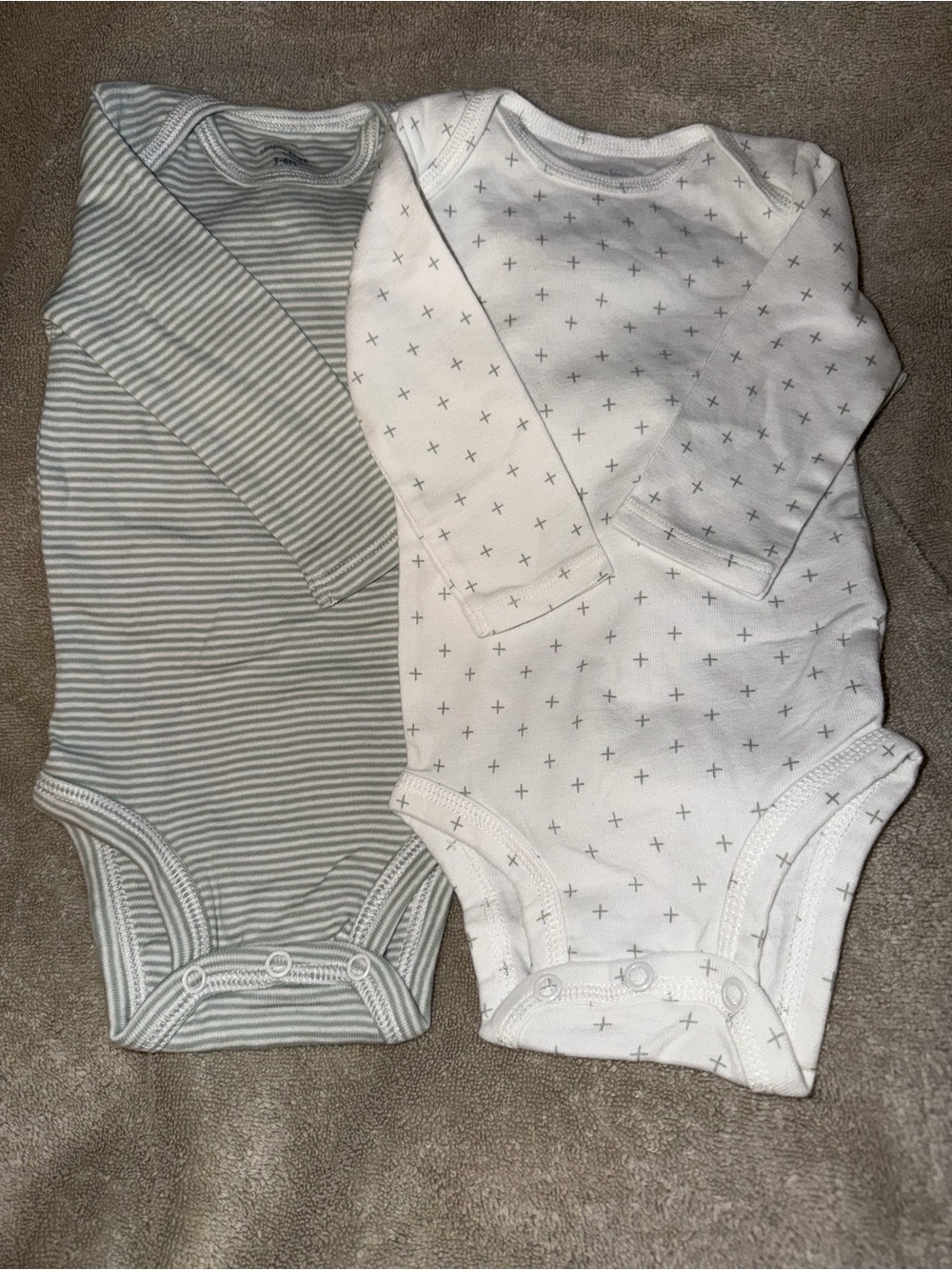 Carter's Long-Sleeve Baby Bodysuit Duo in White and Light Gray